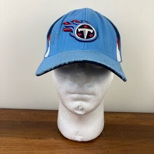 Vintage Reebok Tennessee Titans OnField FlexFit Cap Hat Autographed Youth L/XL.